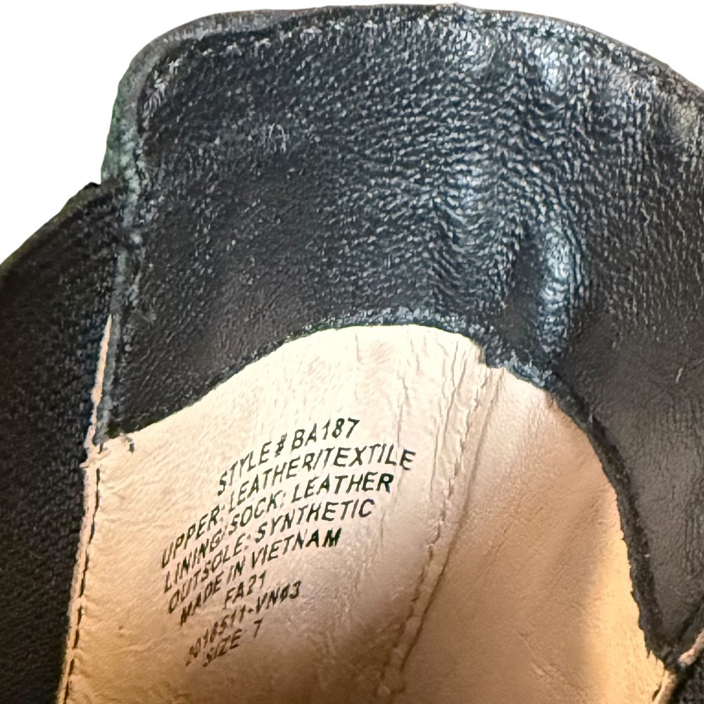 J.Crew Black Leather Chelsea Boots Lug Sole Women’s Size 7 - Picture 3 of 9